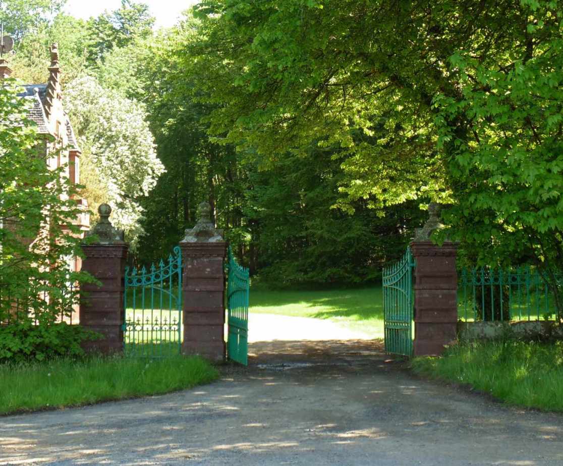 The entrance drive to the castle