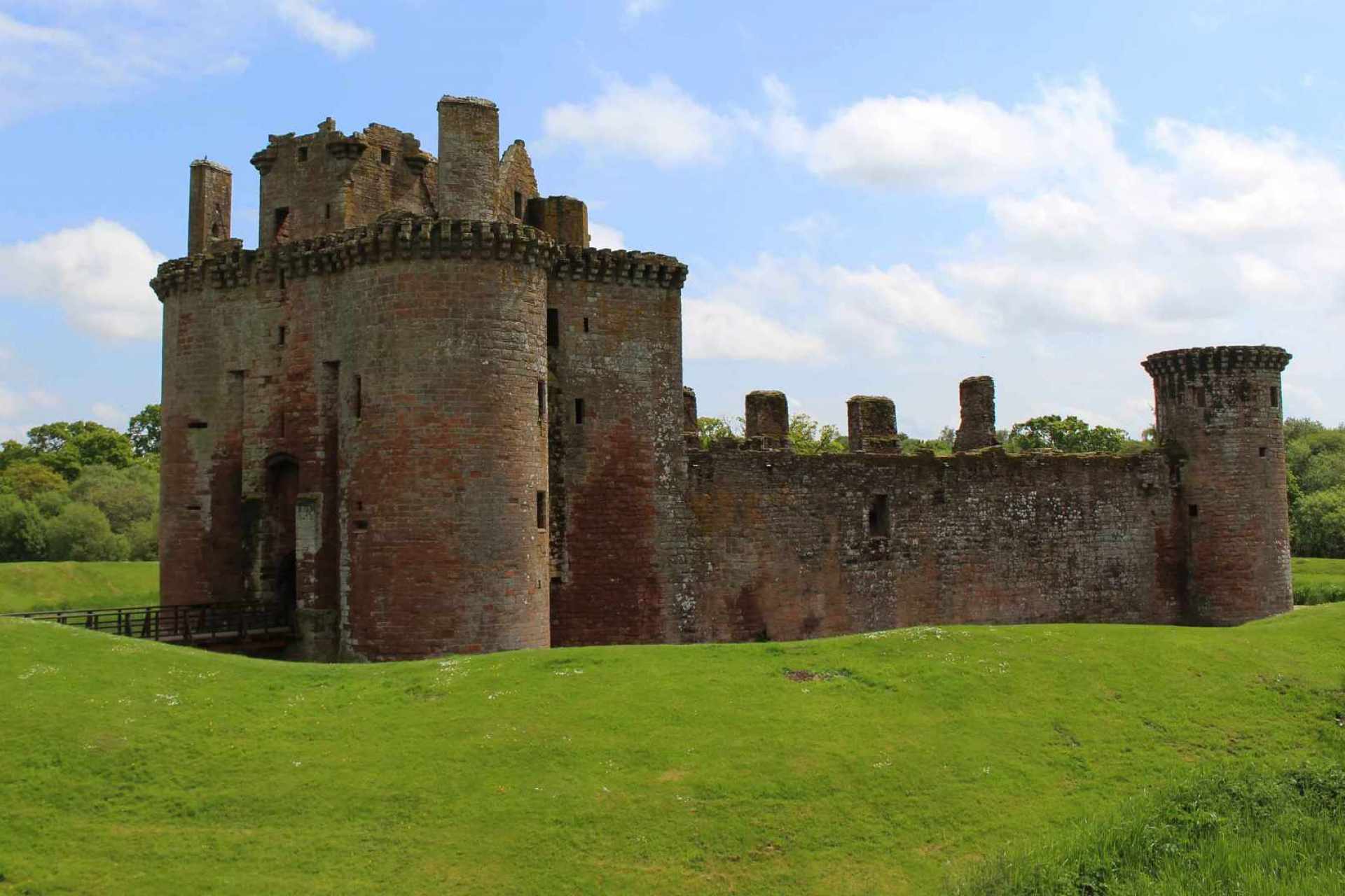 Sleeping 9 Near Castle Douglas Rent Barscobe Castle For Holidays