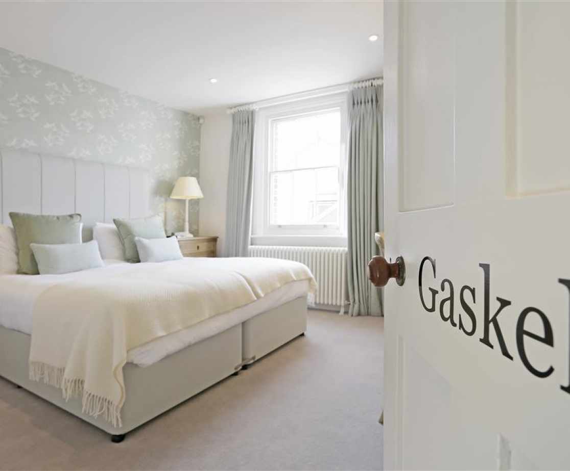 Gaskell Suite