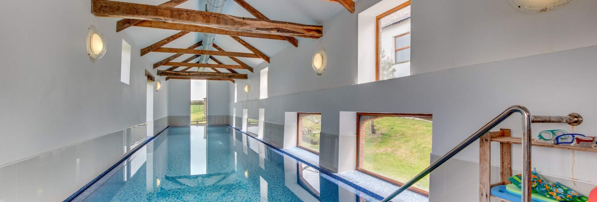 Sleeping 12, Devon, rent High View Farmhouse for holidays