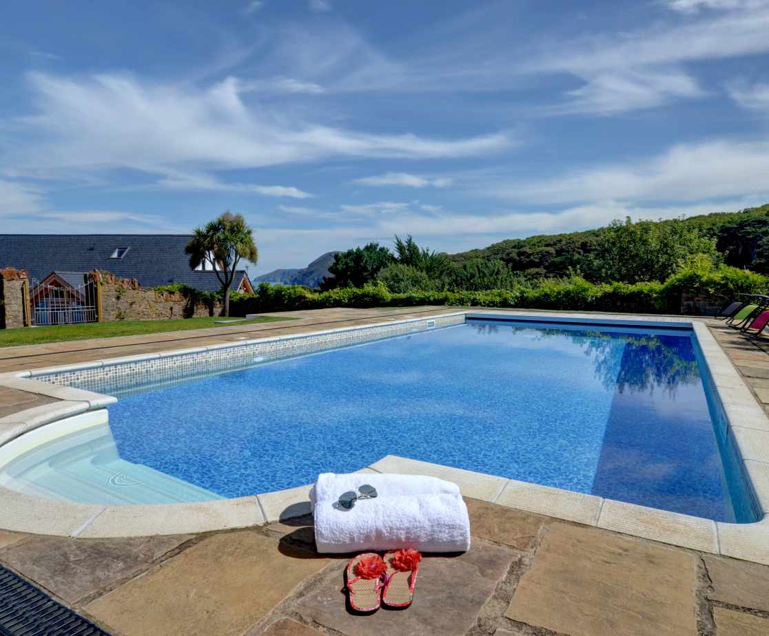 Whimbrels has its own heated outdoor swimming pool in a secluded, enclosed setting enjoying splendid views over the coastline