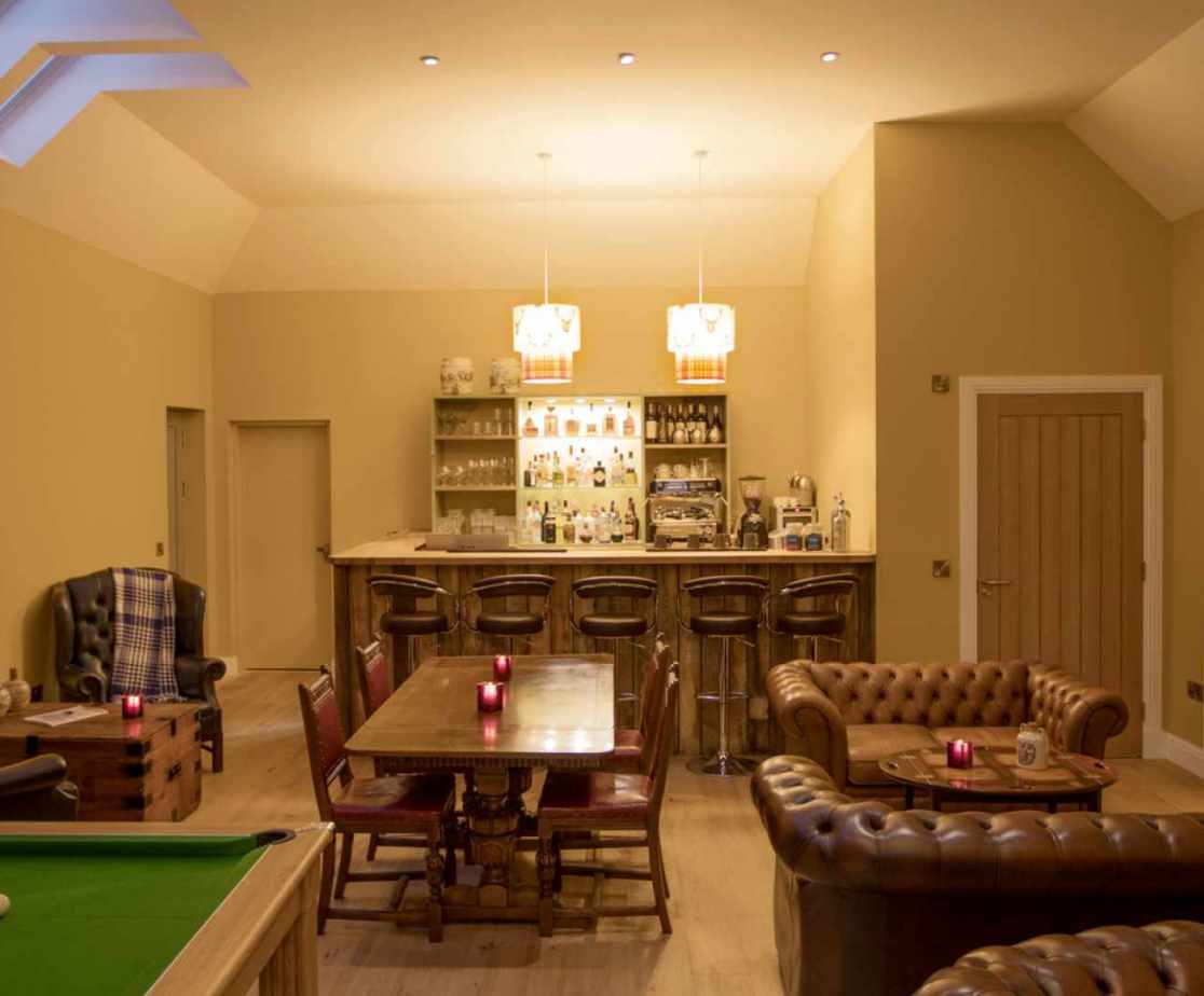 Luxury Perthshire Farmhouse, Games room and bar